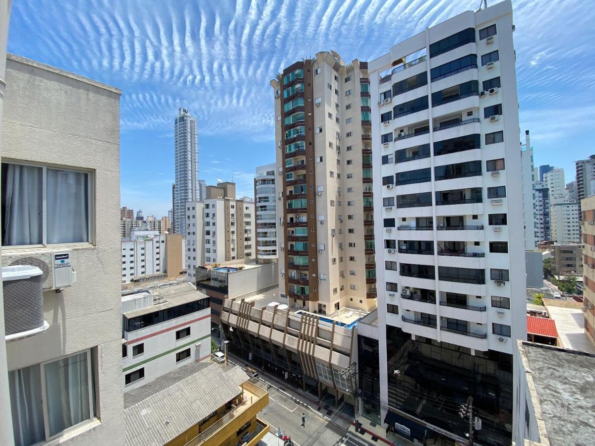 Jgd94 - Ao Lado Do Calcadao, Climatizado, Wi-Fi Apartment Balneario Camboriu Exterior photo